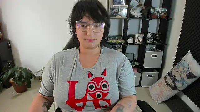 aika-dreams online show from 01-31-25, 04:17