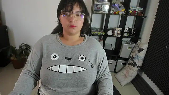 aika-dreams online show from 02-06-25, 01:21