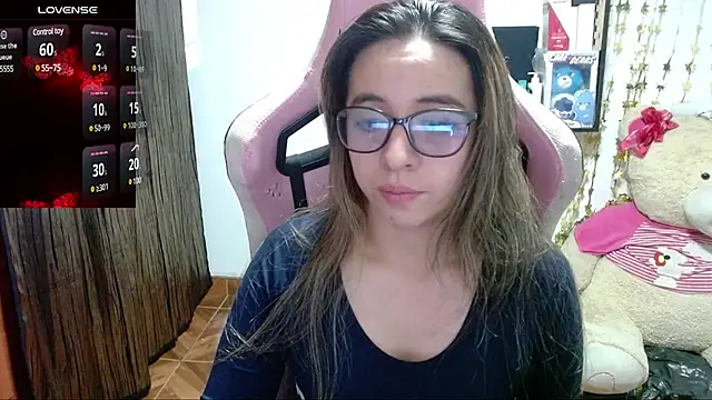 Maggie Fox3 online show from 03-23-25, 01:53