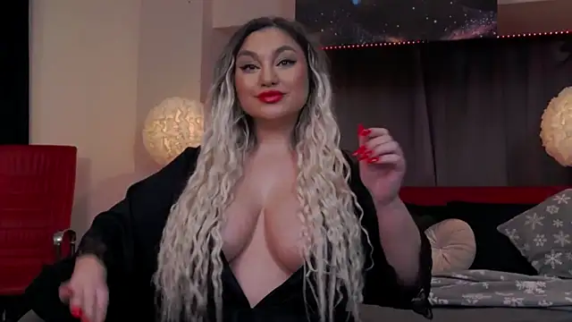 Larissa K online show from 01-31-25, 08:33