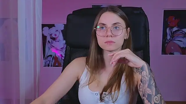  AnnaStark  online show from 03-07-25, 08:11