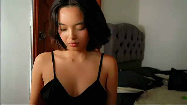 Snapshot of Irina_Grant chatting on 02-08-25, 09:24 Irina Grant online show from 02-08-25, 09:24