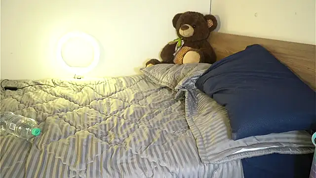 Snapshot of Irina_Grant chatting on 02-21-25, 01:55 Irina Grant online show from 02-21-25, 01:55