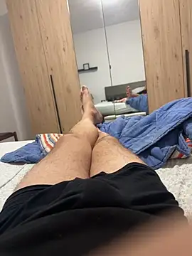 Snapshot of alex21017 chatting on 12-13-24, 09:41 alex21017 online show from 12-13-24, 09:41