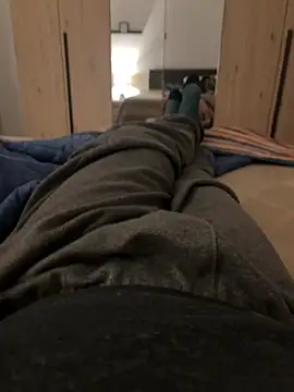 Snapshot of alex21017 chatting on 12-23-24, 10:55 alex21017 online show from 12-23-24, 10:55