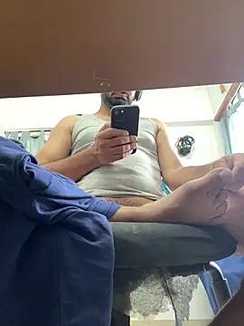 Snapshot of the_indian_dick_u_want chatting on 02-28-25, 07:37 the indian dick u want online show from 02-28-25, 07:37