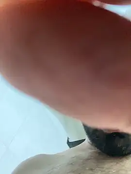 Snapshot of the_indian_dick_u_want chatting on 10-31-25, 06:14 the indian dick u want online show from 10-31-25, 06:14