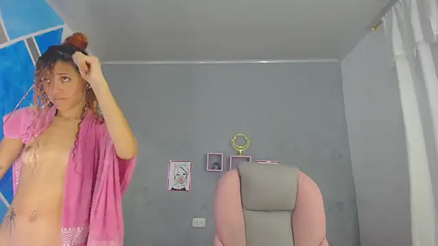 SexyLeilaa online show from 12-28-24, 06:06