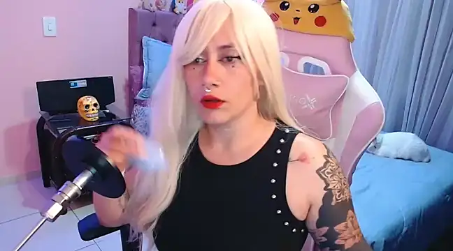 Luna Paris  online show from 01-08-25, 03:40