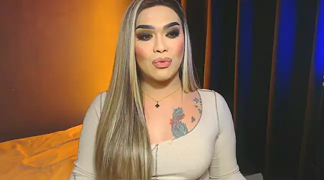 Snapshot of VictoriaEliz chatting on 01-15-25, 08:37 VictoriaEliz online show from 01-15-25, 08:37