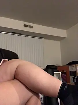 Snapshot of JemJensen30 chatting on 02-03-25, 08:35 JemJensen30 online show from 02-03-25, 08:35