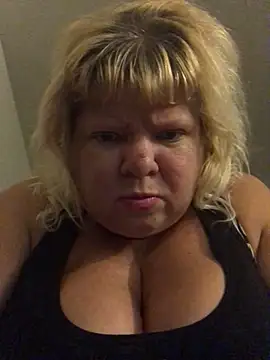 Snapshot of JemJensen30 chatting on 10-10-25, 06:23 JemJensen30 online show from 10-10-25, 06:23