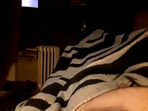 ciruelo1 online show from 04-22-26, 07:37