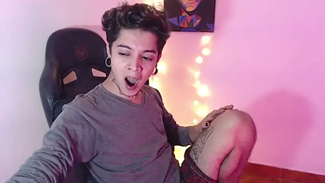 Snapshot of saad_man chatting on 12-04-24, 10:24 saad man online show from 12-04-24, 10:24