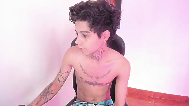 Snapshot of saad_man chatting on 12-15-24, 06:26 saad man online show from 12-15-24, 06:26