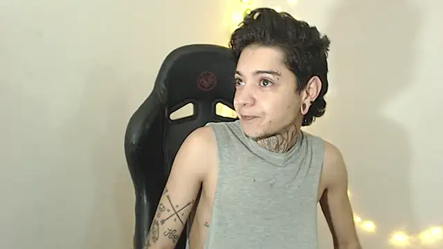 Snapshot of saad_man chatting on 02-09-25, 04:25 saad man online show from 02-09-25, 04:25