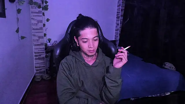 Snapshot of saad_man chatting on 09-17-25, 04:03 saad man online show from 09-17-25, 04:03