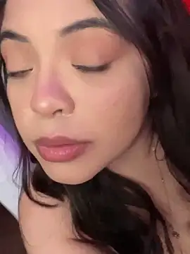 drizzypeach602 online show from 02-02-25, 05:21