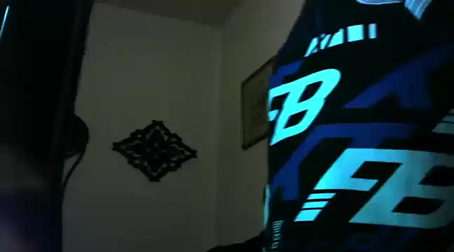 Snapshot of TONY_WHITE_7 chatting on 03-11-25, 12:00 TONY WHITE 7 online show from 03-11-25, 12:00