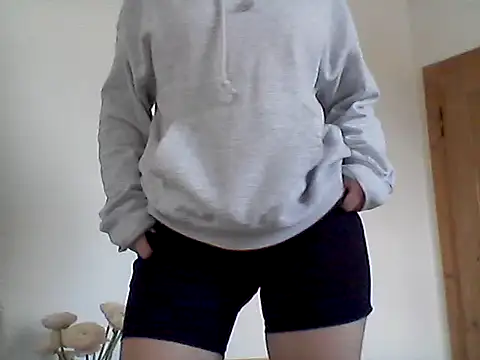 ocean eyess  online show from 04-19-26, 10:03