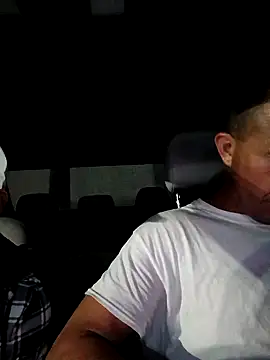 Roberts8inchcock online show from 11-04-25, 03:38