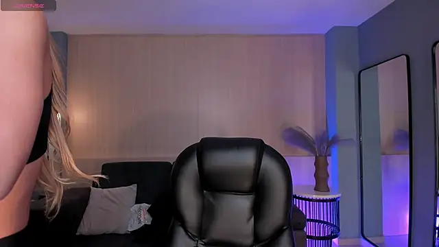 LexieWayne online show from 09-11-25, 08:20