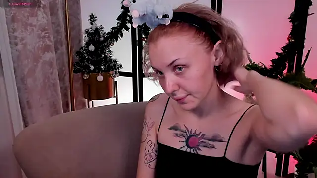 LianaFord online show from 12-13-25, 09:53