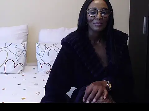 Snapshot of yummycherryxx chatting on 09-19-25, 08:16 yummycherryxx online show from 09-19-25, 08:16