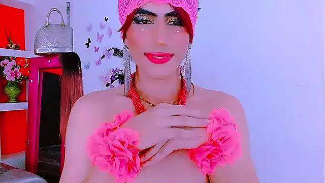 Snapshot of priscilahotker chatting on 01-18-25, 03:27 priscilahotker online show from 01-18-25, 03:27
