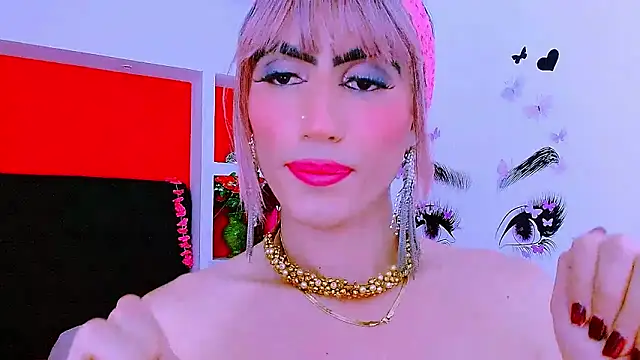 Snapshot of priscilahotker chatting on 02-03-25, 09:19 priscilahotker online show from 02-03-25, 09:19