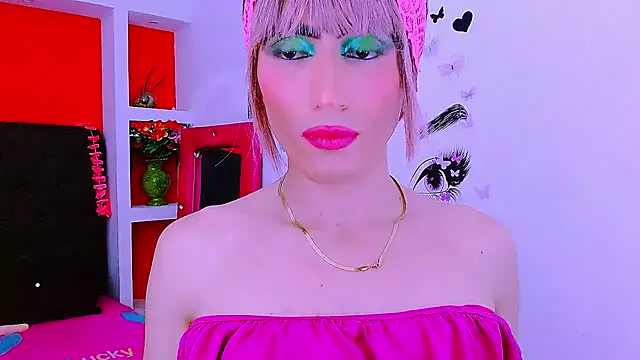 Snapshot of priscilahotker chatting on 02-08-25, 10:50 priscilahotker online show from 02-08-25, 10:50