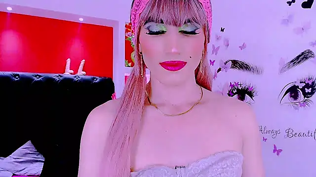 Snapshot of priscilahotker chatting on 03-17-25, 01:18 priscilahotker online show from 03-17-25, 01:18