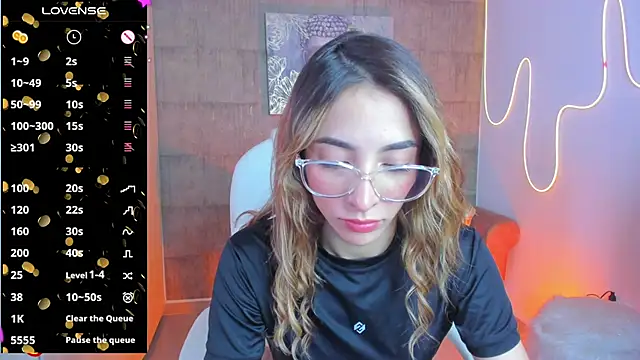 barbie scoth  online show from 01-24-25, 08:54