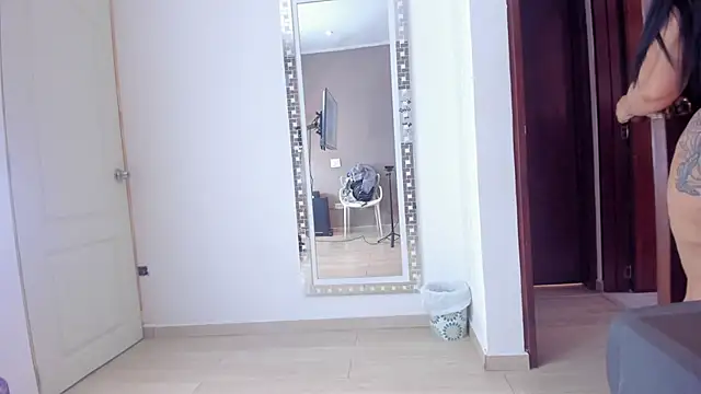 MelanyShayk online show from 01-20-25, 03:07