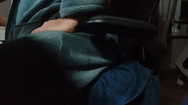 suedel65 online show from 09-11-25, 04:01