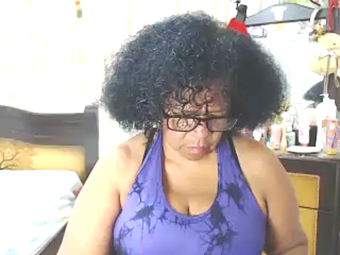 Yayis-hot-sexyw online show from 01-05-25, 03:43