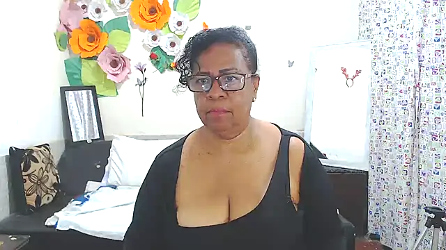 Yayis-hot-sexyw online show from 03-02-25, 05:12