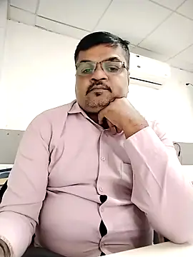 Desi Londa 143 online show from 12-17-25, 05:02