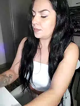 hot-babygirl online show from 01-13-25, 08:48