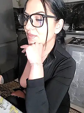 hot-babygirl online show from 03-02-25, 11:42