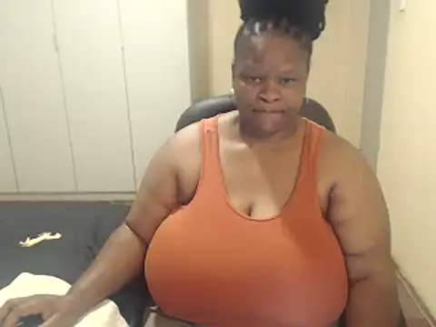 Snapshot of sweetnoziexx chatting on 02-20-25, 04:14 sweetnoziexx online show from 02-20-25, 04:14