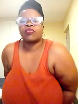 Snapshot of sweetnoziexx chatting on 02-27-25, 08:28 sweetnoziexx online show from 02-27-25, 08:28