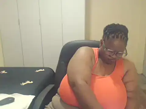 Snapshot of sweetnoziexx chatting on 03-14-25, 11:12 sweetnoziexx online show from 03-14-25, 11:12