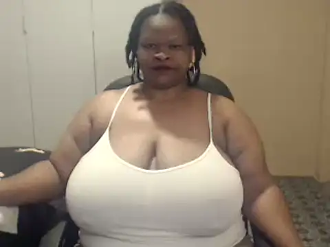 Snapshot of sweetnoziexx chatting on 11-11-25, 05:07 sweetnoziexx online show from 11-11-25, 05:07