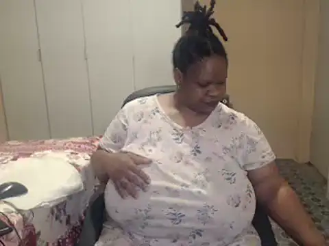 Snapshot of sweetnoziexx chatting on 12-04-25, 04:16 sweetnoziexx online show from 12-04-25, 04:16