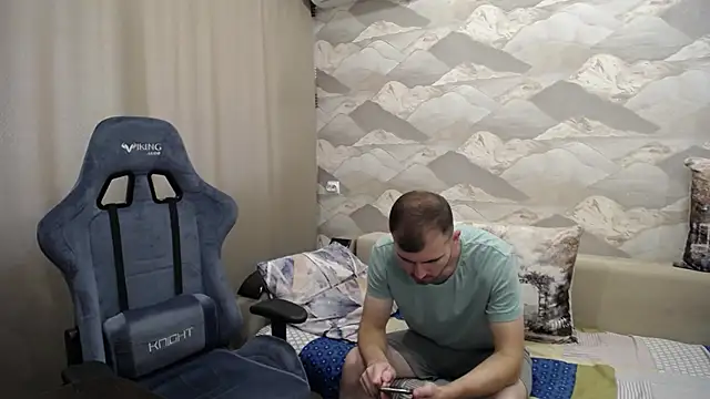 SerzhKorol1 online show from 10-08-25, 10:02