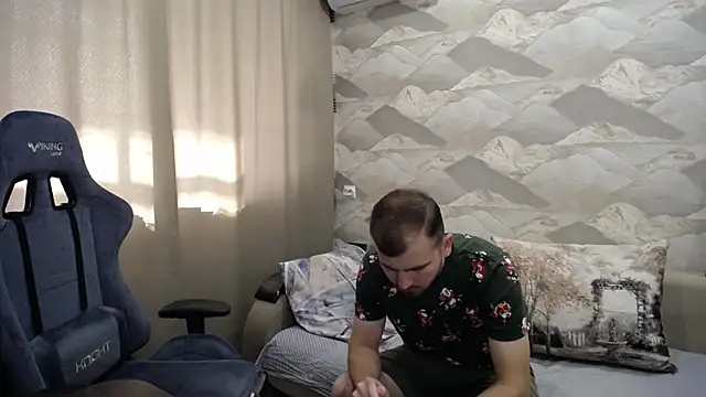 SerzhKorol1 online show from 10-18-25, 07:09