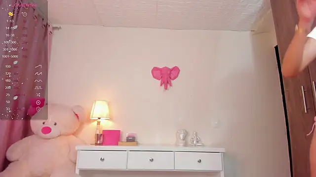 Snapshot of katte_D chatting on 01-22-25, 11:32 katte D online show from 01-22-25, 11:32