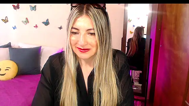 Jolie-Mature online show from 11-07-25, 08:09