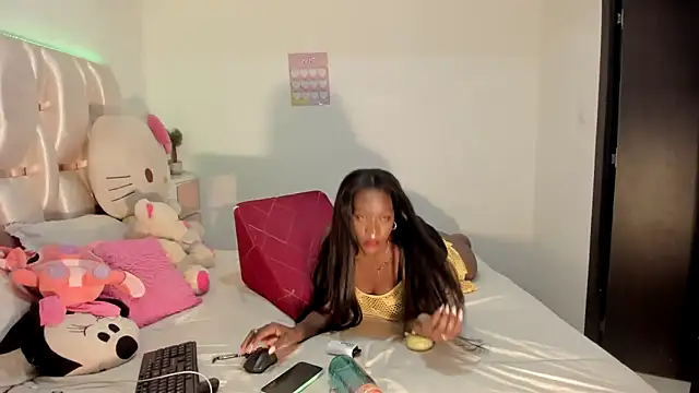 viioolleettaa online show from 01-18-25, 01:19